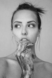 Kinga Chorostowska  Nude TheFappeningBlog.com 14.jpg