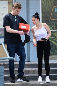 Ariel Winter Braless Sexy TheFappeningBlog.com 1.jpg