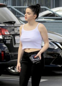 Ariel Winter Braless Sexy TheFappeningBlog.com 17.jpg