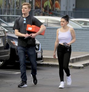 Ariel Winter Braless Sexy TheFappeningBlog.com 22.jpg