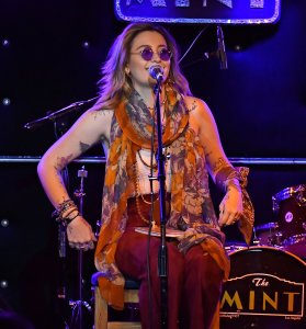 Paris Jackson Braless Sexy - TheFappeningBlog.com 5.jpg