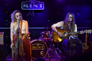 Paris Jackson Braless Sexy - TheFappeningBlog.com 13.jpg