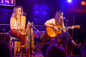 Paris Jackson Braless Sexy - TheFappeningBlog.com 22.jpg