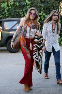 Paris Jackson Braless Sexy - TheFappeningBlog.com 23.jpg