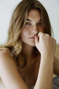 Caitlyn Lecky Nude TheFappeningBlog.com 13.jpg