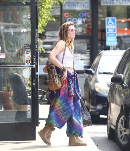 Paris Jackson Sexy Braless TheFappeningBlog.com 25.JPG