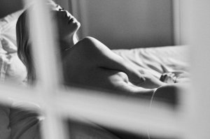 Emily Senko Nude TheFappeningBlog.com 3.jpg