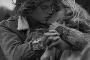 Stella Maxwell Nude & Sexy  TheFappeningBlog.com 3.jpg