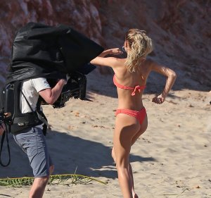 Ann Kathrin Götze, Farina Opoku Sexy  TheFappeningBlog.com 56.jpg