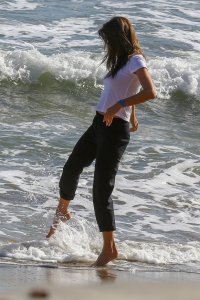 Alessandra Ambrosio Sexy TheFappeningBlog.com 45.jpg