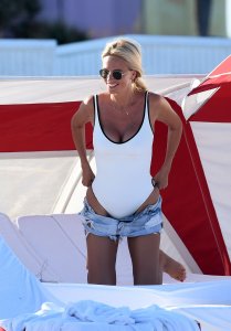 Victoria Lopyreva Sexy TheFappeningBlog.com 25.jpg