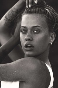 Cathlin Ulrichsen Nude TheFappeningBlog.com 3.jpg