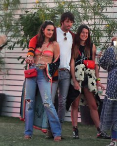 Alessandra Ambrosio Sexy Photos TheFappeningBlog.com 39.jpg