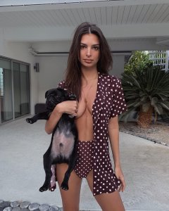 Emily Ratajkowski Sexy TheFappeningBlog.com 2.jpg