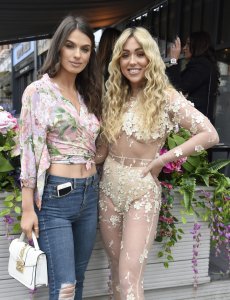 Sam Dewhurst See Through TheFappeningBlog.com 9.jpg