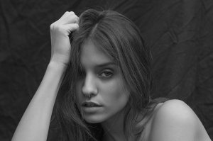 Bianca Cameroni Nude TheFappeningBlog.com 1.jpg