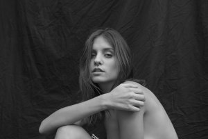 Bianca Cameroni Nude TheFappeningBlog.com 6.jpg