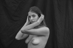 Bianca Cameroni Nude TheFappeningBlog.com 13.jpg