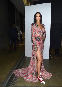 Rihanna-See-Through-21.jpg