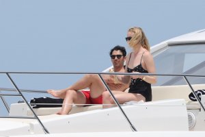 Sophie Turner Sexy - TheFappeningBlog.com 30.jpg