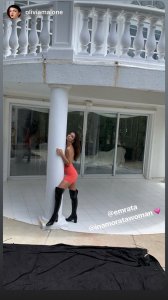 Emily Ratajkowski Topless TheFappeningBlog.com 3.jpg