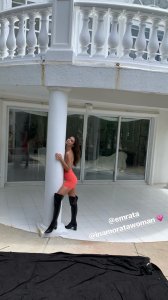 Emily Ratajkowski Topless TheFappeningBlog.com 1.jpg