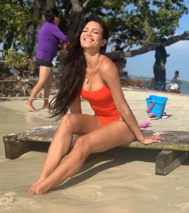 Zuleyka Rivera Nude & Sexy TheFappeningBlog.com 25.jpg