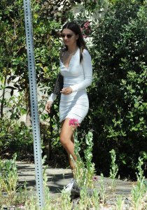 Emily Ratajkowski Sexy - TheFappeningBlog.com 5.jpg