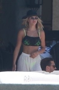 Sofia Richie Sexy TheFappeningBlog.com 16.jpg