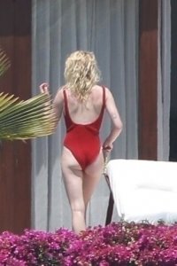 Sophie Turner Sexy  - TheFappeningBlog.com 2.jpg