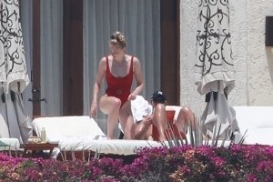 Sophie Turner Sexy  - TheFappeningBlog.com 19.jpg