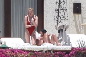 Sophie Turner Sexy  - TheFappeningBlog.com 24.jpg