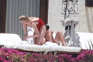 Sophie Turner Sexy  - TheFappeningBlog.com 27.jpg