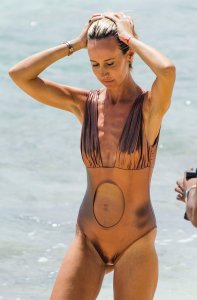 Lady Victoria Hervey Sexy TheFappeningBlog.com 7.jpg