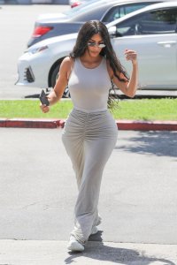 Kim Kardashian Braless See Through Nude TheFappeningBlog.com 13.jpg
