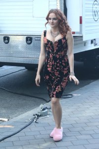 Madeline Brewer Sexy TheFappeningBlog.com 5.jpg