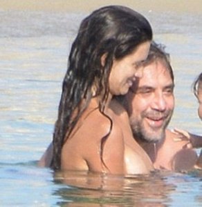 Penelope Cruz Sexy & Topless TheFappeningBlog.com 4.jpg Penelope Cruz Sexy & Topless TheFappeningBlog.com 4.jpg