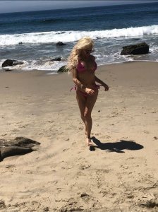 Frenchy Morgan Nip Slip Nude TheFappeningBlog.com 6.jpg