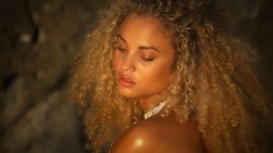 Rose-Bertram-Sexy-SI-24.jpg