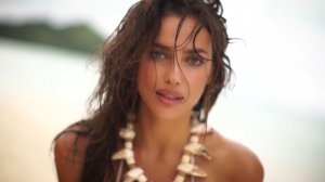 Irina-Shayk-Sexy-Topless-Irresistible-7.jpg