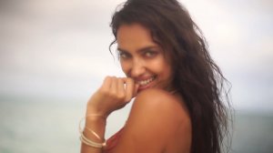 Irina-Shayk-Sexy-Topless-Irresistible-34.jpg