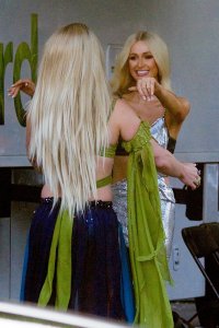 Kim Kardashian, Paris Hilton Sexy TheFappeningBlog.com 40.jpg