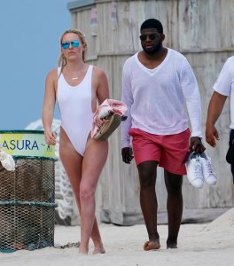 Lindsey Vonn Sexy Ass Tits Pussy TheFappeningBlog.com 1.jpg