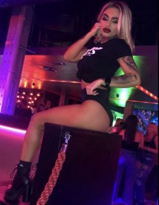 Billiejo Rowson Nude & Sexy TheFappeningBlog.com 7.jpg