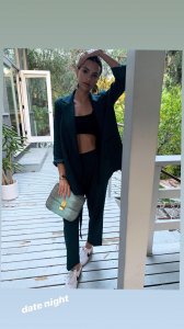 Emily Ratajkowski Sexy TheFappeningBlog.com 11.jpg