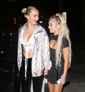 Delilah Belle Hamlin Sexy TheFappeningBlog.com 3.JPG