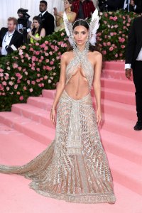 Emily Ratajkowski Sexy TheFappeningBlog.com 3.jpg