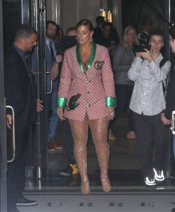 Ashley Graham Sexy TheFappeningBlog.com 5.jpg