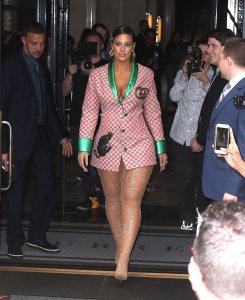 Ashley Graham Sexy TheFappeningBlog.com 10.jpg