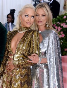 Rita Ora, Kate Moss Sexy Photos TheFappeningBlog.com 1.jpg